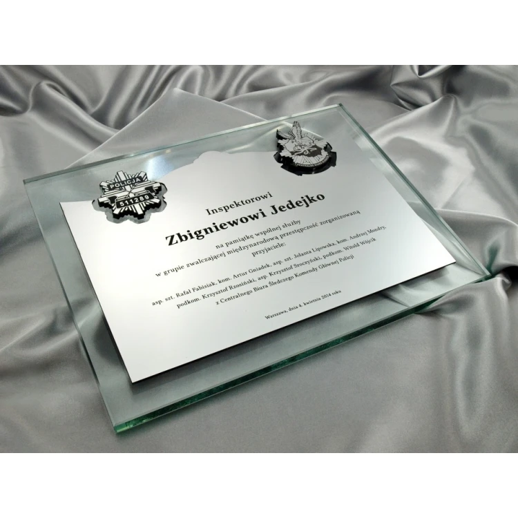 DYPLOM SZKLANY z dwoma wypukłymi logotypami - DSZ033