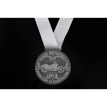 Medal akrylowy grawerowany laserem - średnica: 70mm - gr. 3mm - MGR043