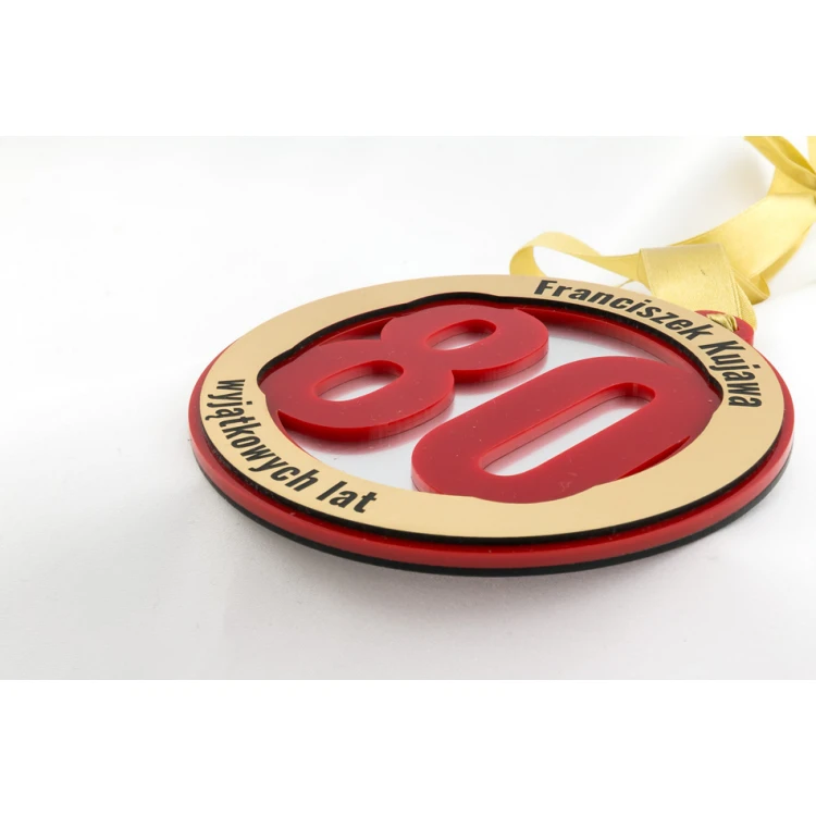 Medal Jubileuszowy na 80-te urodziny - średnica 12 cm - czerwony akryl
