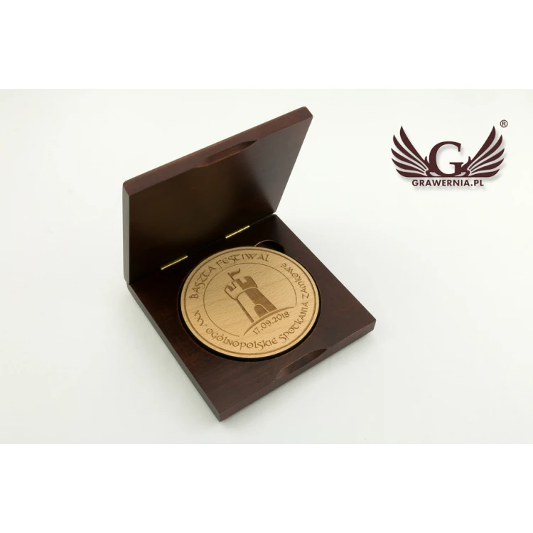 Medal w drewnianej kasetce na każdą okazję - średnica 90mm