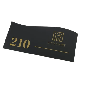 Numeracja drzwi - czarny mat exterior ze złotym grawerem - ND023 - wym. 150x70mm