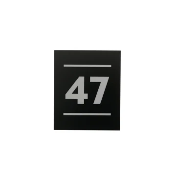 Numeracja drzwi - czarny mat ze srebrnym matowym grawerem - ND027 - wym. 100x120mm