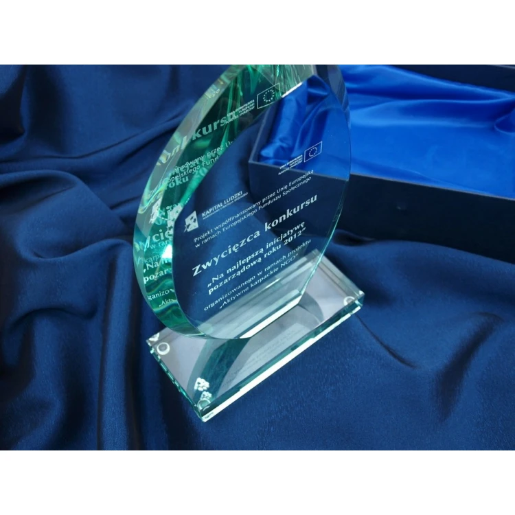 Trofeum szklane w etui - INES