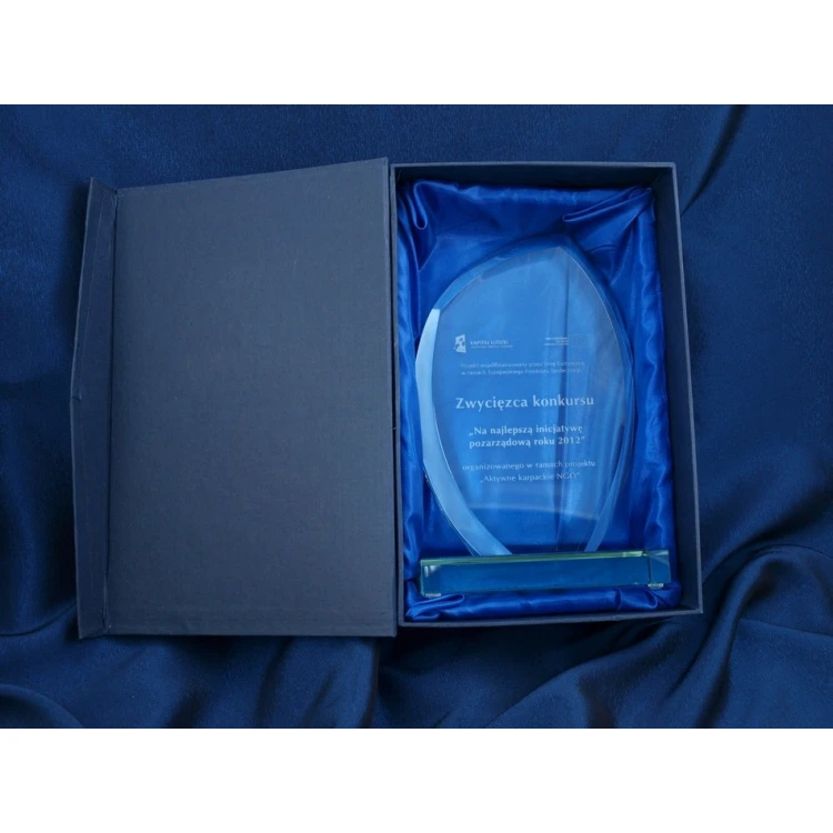 Trofeum szklane w etui - INES