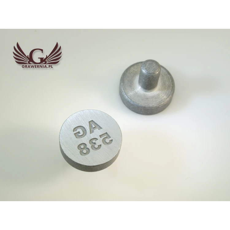 Referentka z Aluminium - KLASYCZNA - średnica 20mm