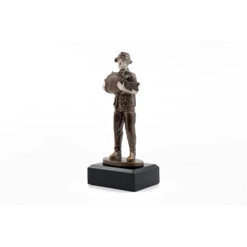 Statuetka Wędkarz - atrakcyjna figurka odlewana - wysokość 20cm - FOL043