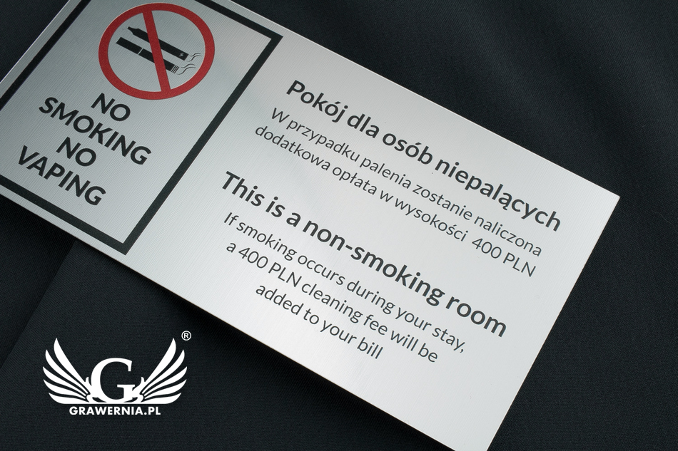 Tabliczka ostrzegawcza  - pokój dla osób niepalących - wym. 135x70mm - kolorowy druk UV