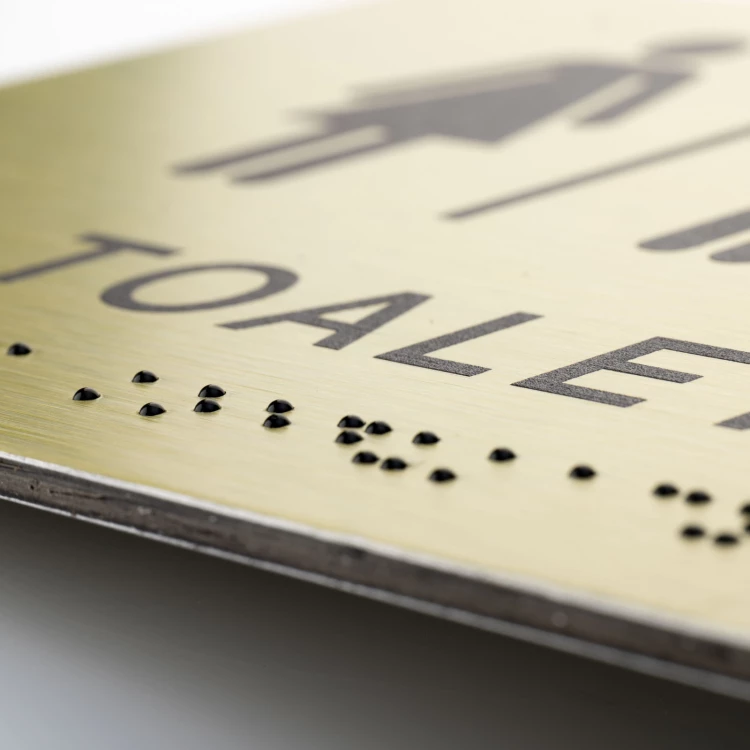 Toaleta koedukacyjna - tabliczka ze złotego dibondu z pismem Braille'a - wym. 185x120mm - TAB539