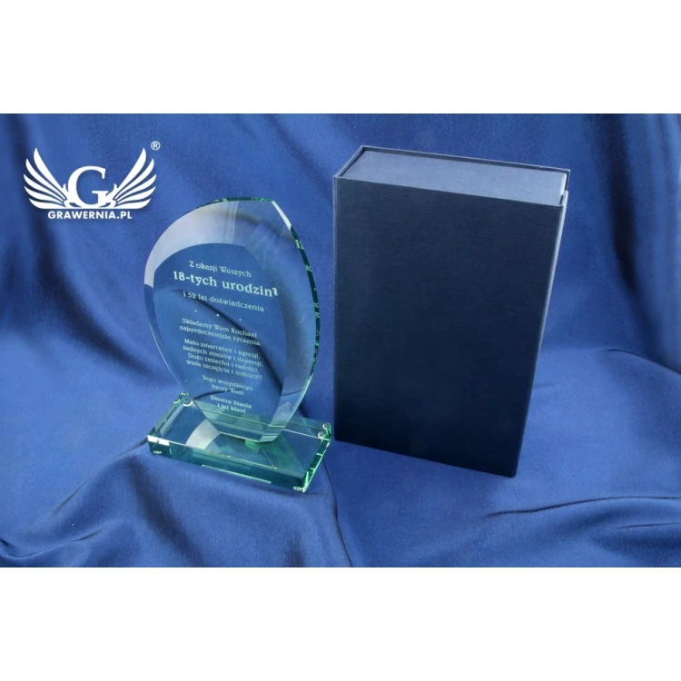 Trofeum szklane w etui - INES